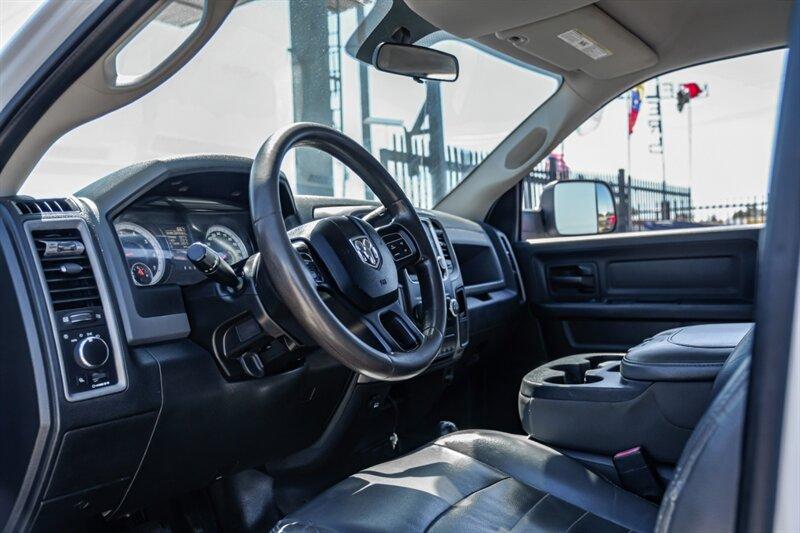 Thumbnail image of 2015 Ram 3500 at Global Carz