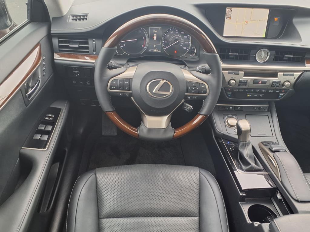 Thumbnail image of 2017 Lexus ES 350 at Lou Fusz Toyota