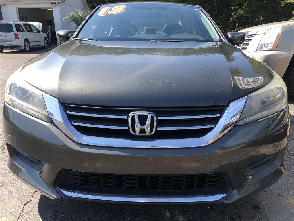 Thumbnail image of 2013 Honda Accord at Momentum Motor Group
