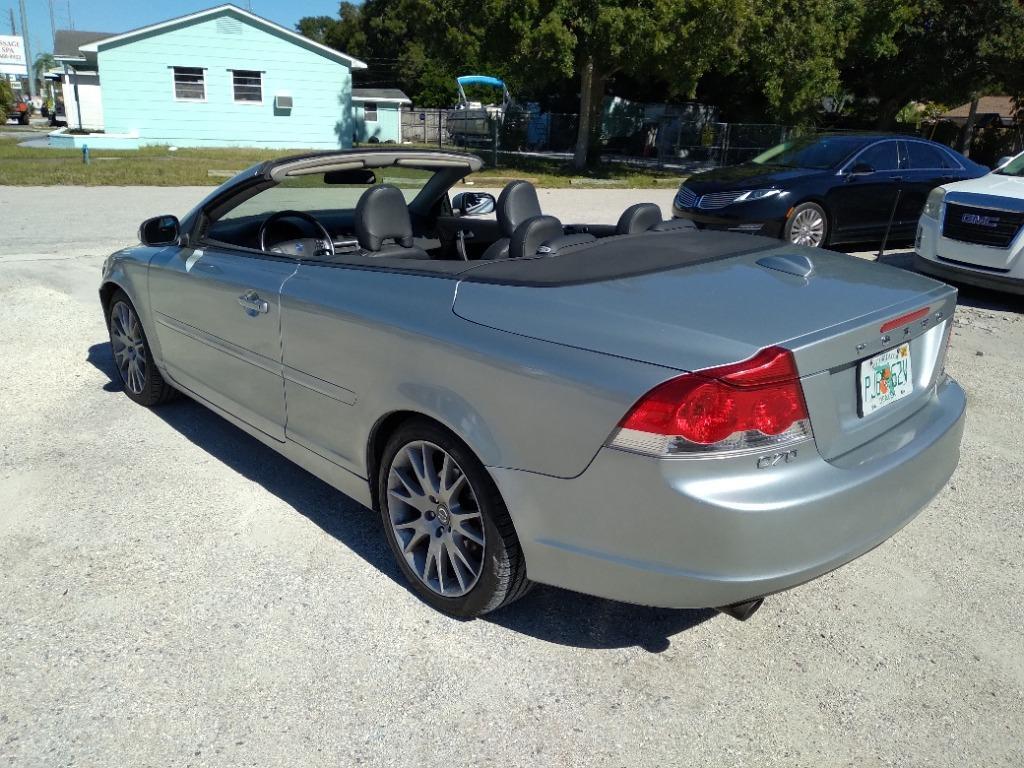 Thumbnail image of 2010 Volvo C70 at Simple Auto Brokers