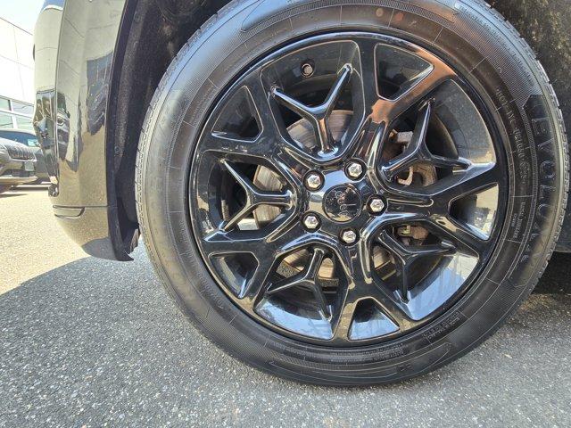 Thumbnail image of 2021 Jeep Grand Cherokee at Garden City Chrysler Jeep Dodge - Used