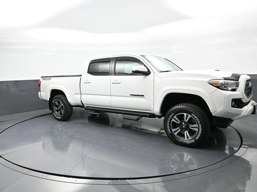 Thumbnail image of 2019 Toyota Tacoma at Plaza Honda