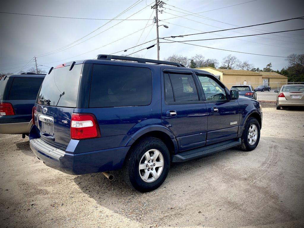 Thumbnail image of 2008 Ford Expedition at T & W Motors, Inc.