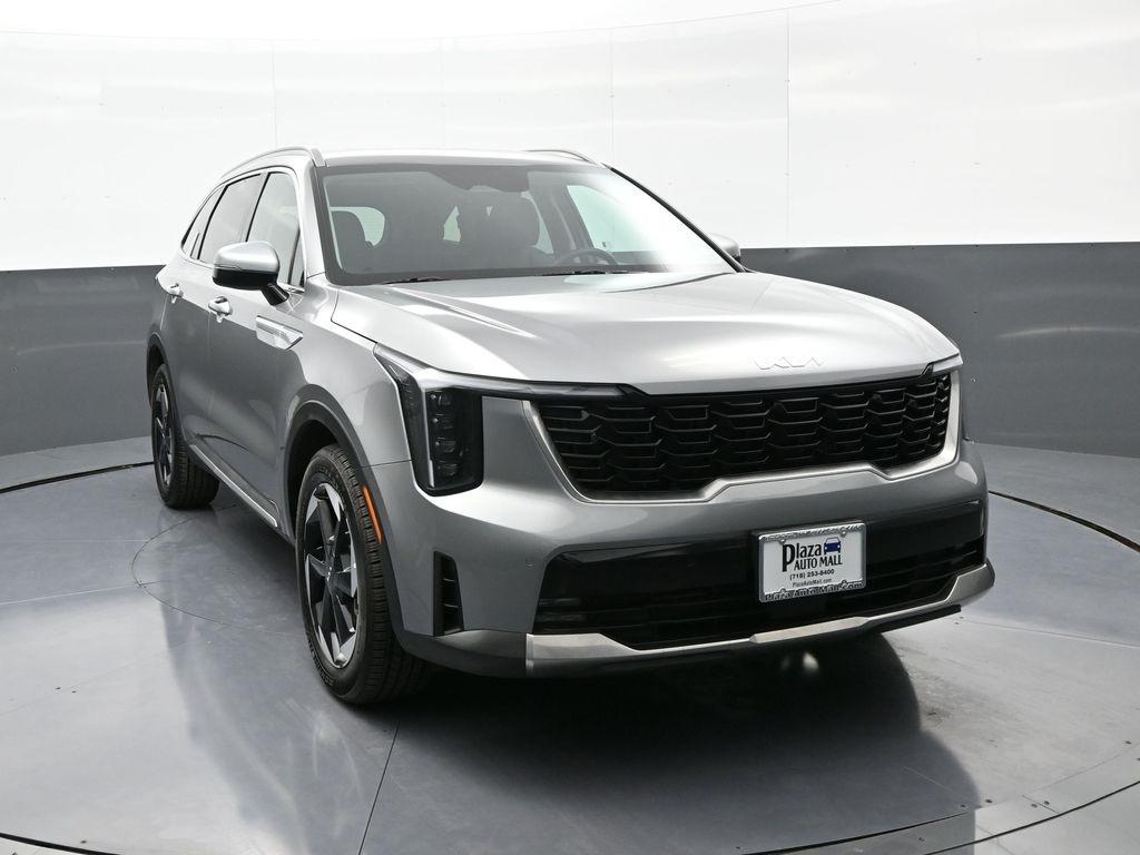 Thumbnail image of 2025 Kia Sorento Hybrid at Plaza Honda