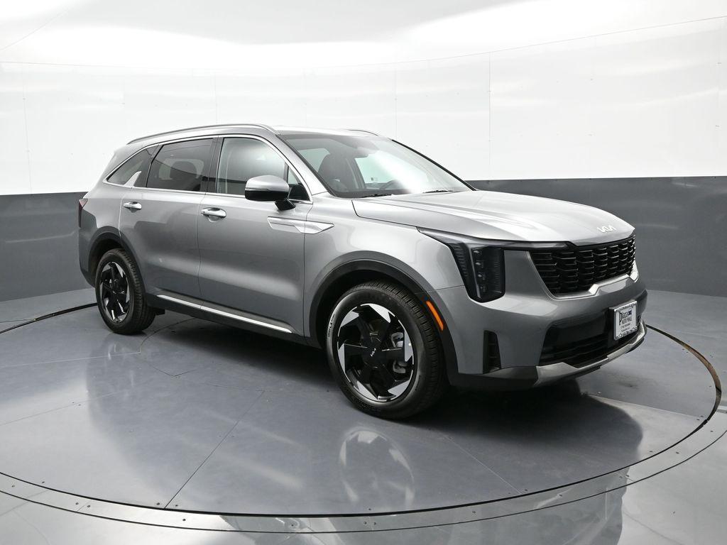 Thumbnail image of 2025 Kia Sorento Hybrid at Plaza Honda