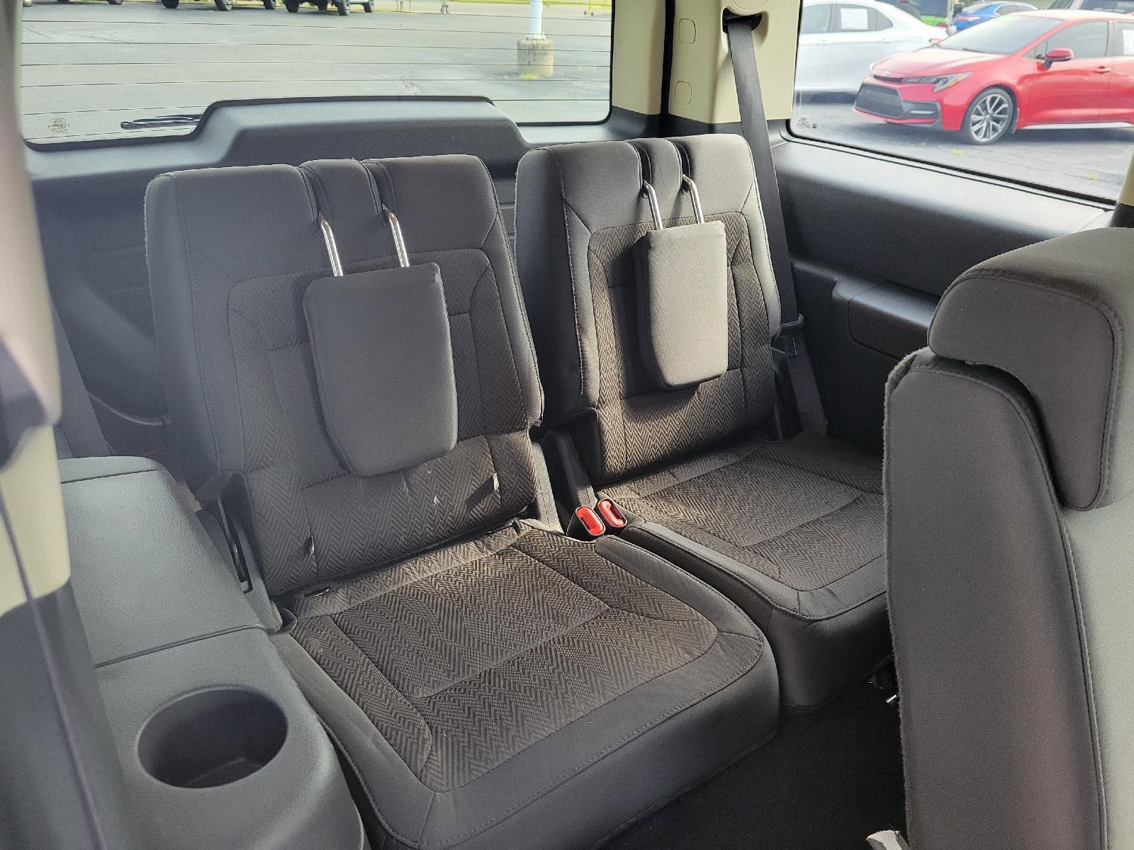 Thumbnail image of 2019 Ford Flex at Zeller Motors Chrysler Jeep Dodge Ram