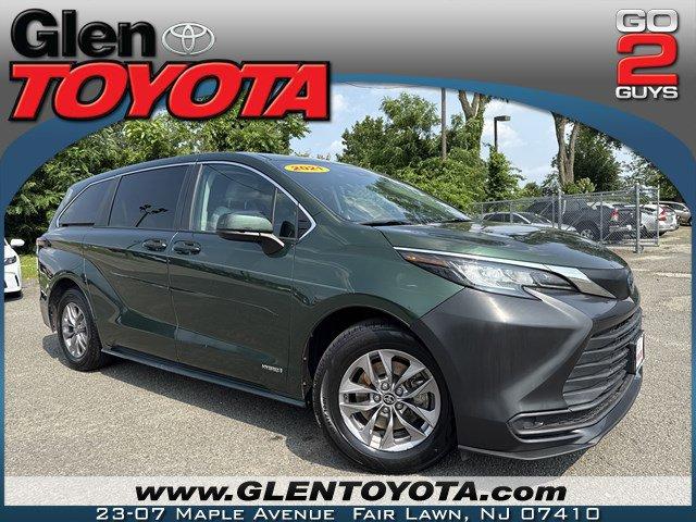 Thumbnail image of 2021 Toyota Sienna at Glen Toyota
