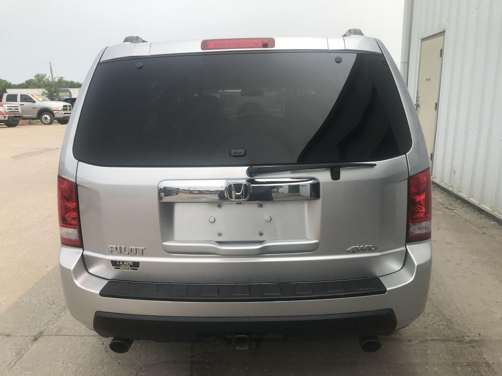 Thumbnail image of 2010 Honda Pilot at L.A. AUTO