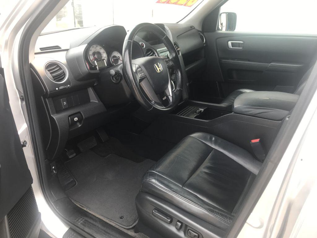 Thumbnail image of 2010 Honda Pilot at L.A. AUTO