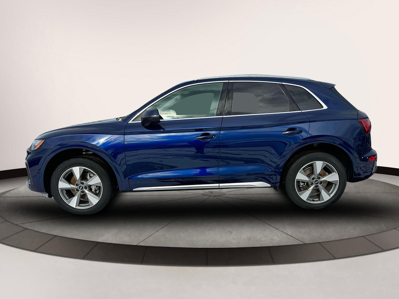 Thumbnail image of 2024 Audi Q5 at Volkswagen World of Newton