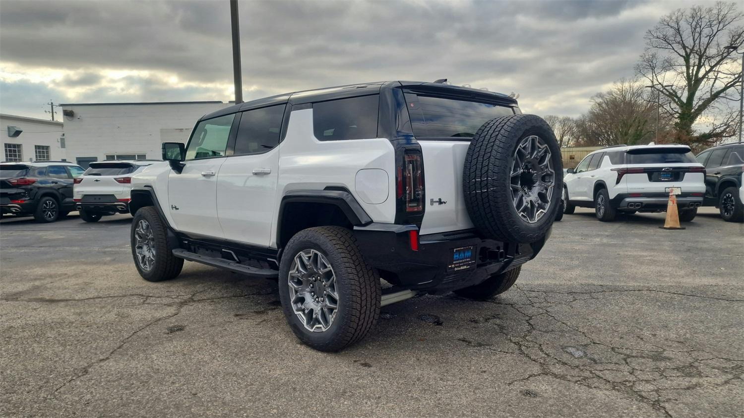 Thumbnail image of 2025 GMC HUMMER EV at Bridgeton Auto Mall