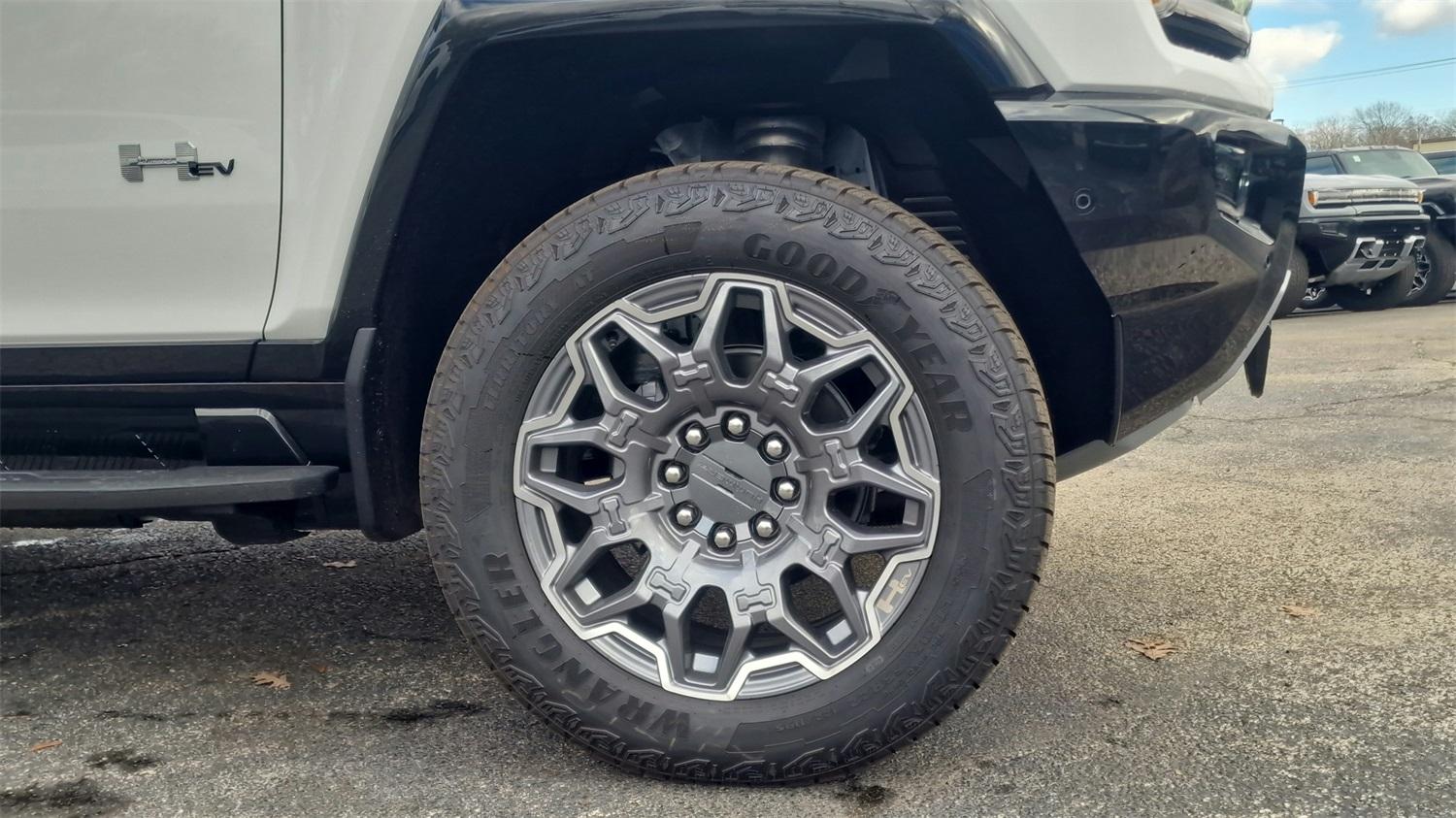 Thumbnail image of 2025 GMC HUMMER EV at Bridgeton Auto Mall