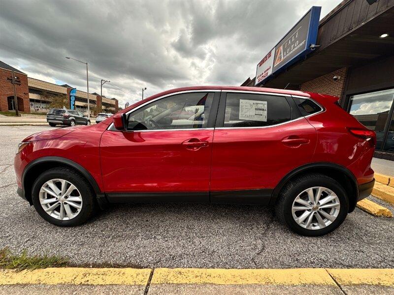 Thumbnail image of 2018 Nissan Rogue Sport at Zali Auto LLC