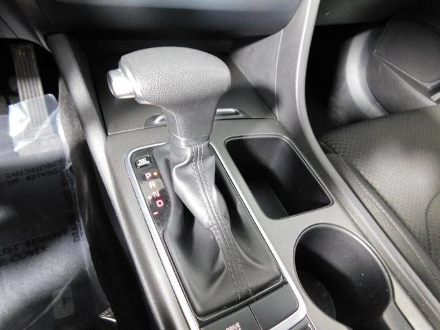 Thumbnail image of 2016 Kia Optima at Napleton Northlake Kia