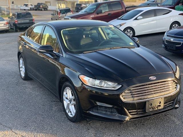 Thumbnail image of 2013 Ford Fusion at Green light Autos