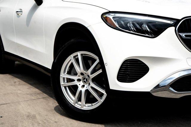 Thumbnail image of 2025 Mercedes-Benz GLC at MercedesBenzOfSanAntonioUSED of San Antonio, TX
