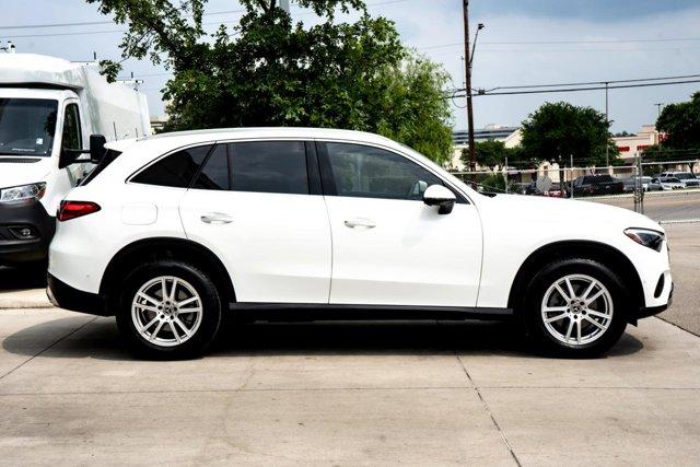 Thumbnail image of 2025 Mercedes-Benz GLC at MercedesBenzOfSanAntonioUSED of San Antonio, TX