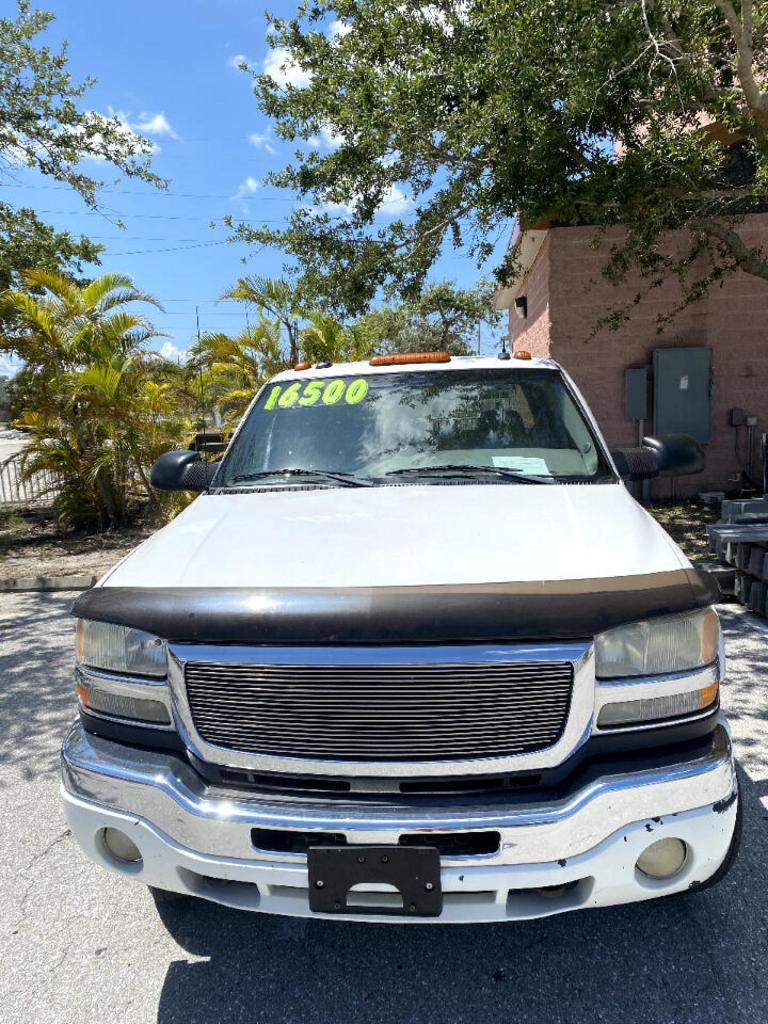 Thumbnail image of 2003 GMC Sierra 3500 at Approved Auto Outlet, Inc.