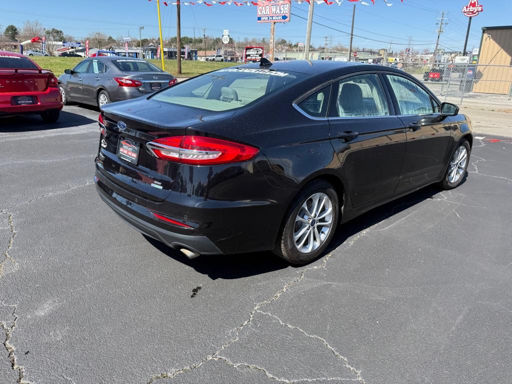 Thumbnail image of 2019 Ford Fusion at AUTOLAND of SOMERSET, KY