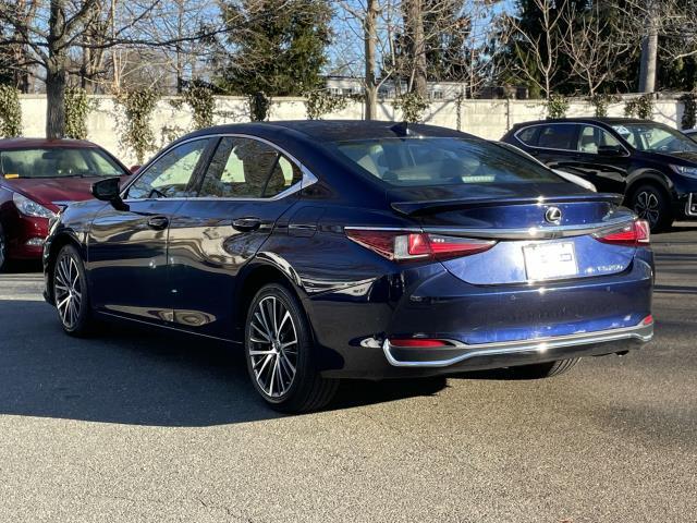 Thumbnail image of 2022 Lexus ES 250 at Huntington Honda