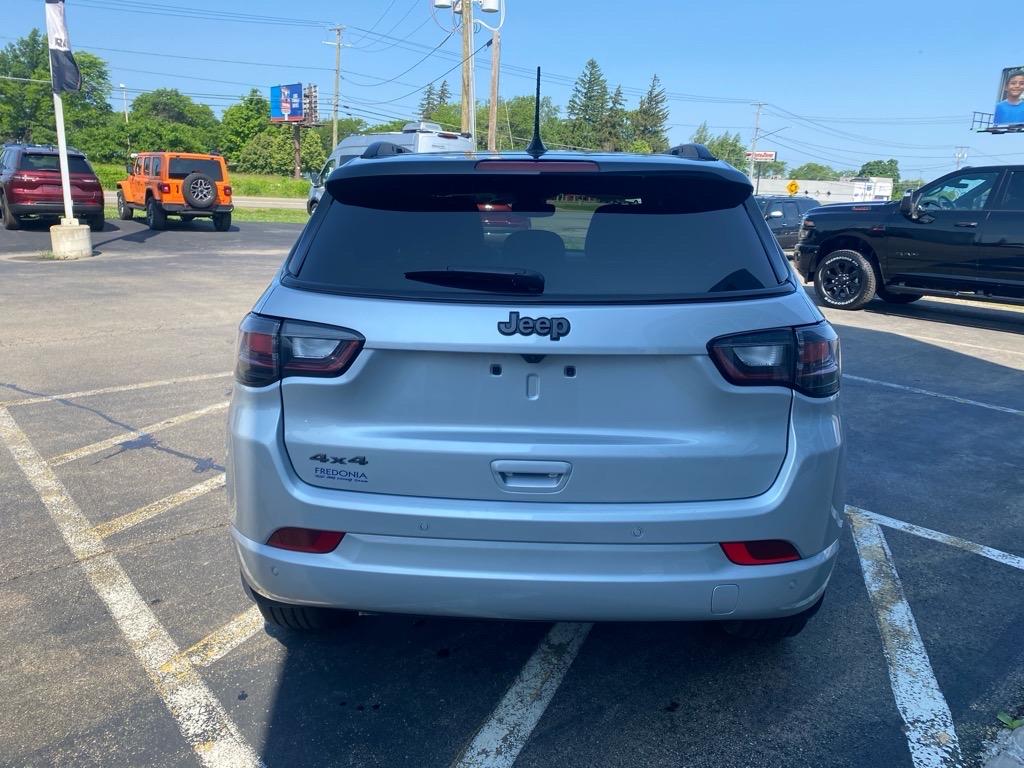 Thumbnail image of 2024 Jeep Compass at Fredonia Chrysler, Dodge & Jeep