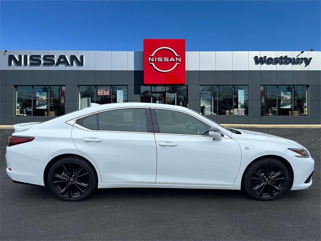 Thumbnail image of 2020 Lexus ES 350 at Nissan of Westbury