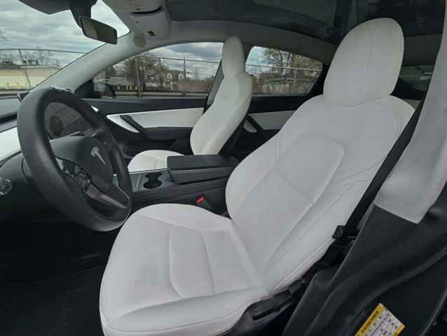 Thumbnail image of 2021 Tesla Model Y at Antwerpen VW - USED