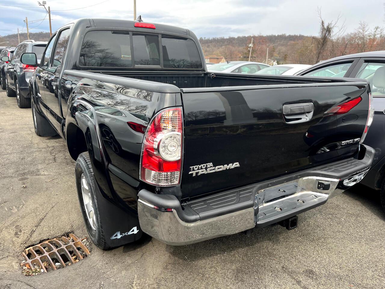 Thumbnail image of 2014 Toyota Tacoma at Rockland Motors