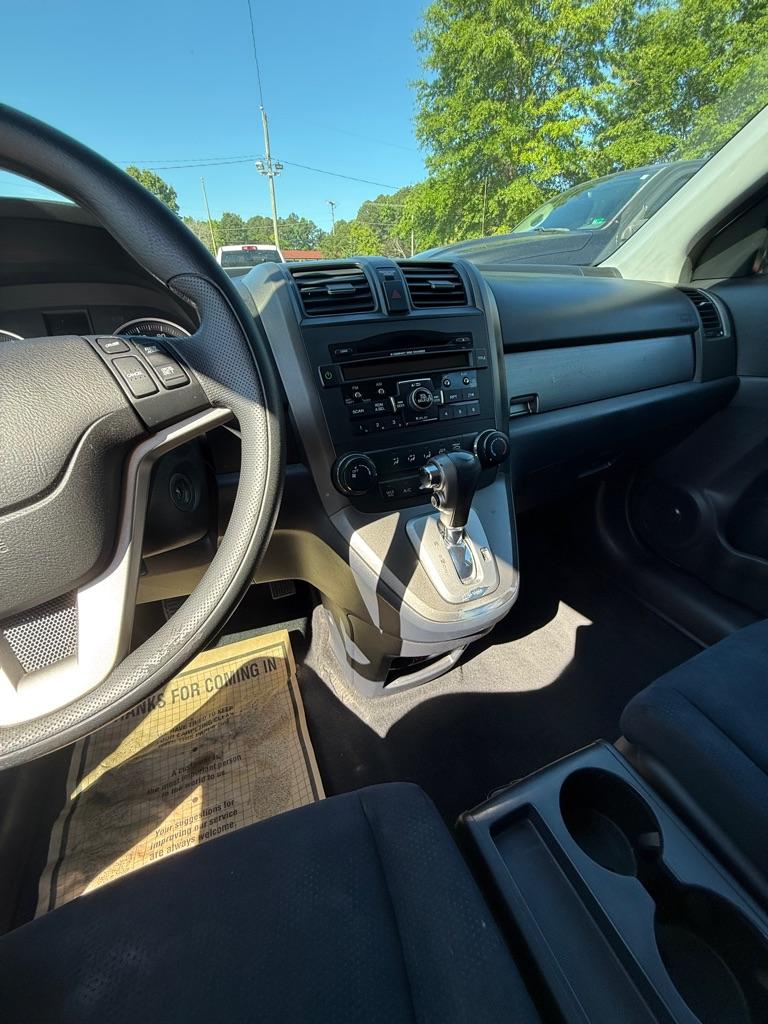 Thumbnail image of 2010 Honda CR-V at CAR TIME