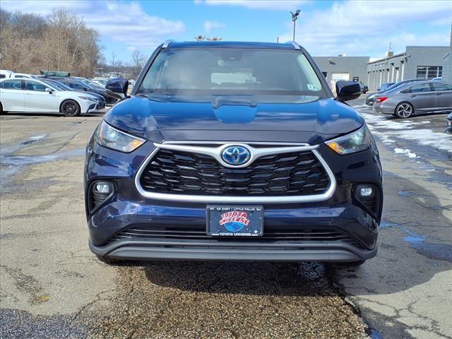 Thumbnail image of 2022 Toyota Highlander Hybrid at Toyota Universe