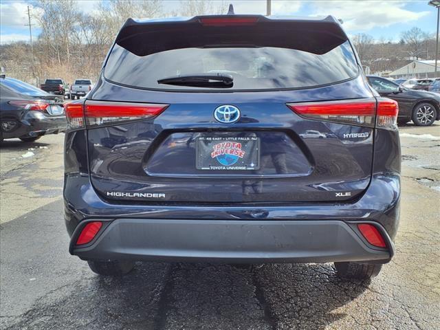 Thumbnail image of 2022 Toyota Highlander Hybrid at Toyota Universe