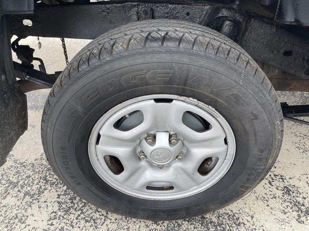 Thumbnail image of 2013 Toyota Tacoma at M & M Motors of Tampa LLC