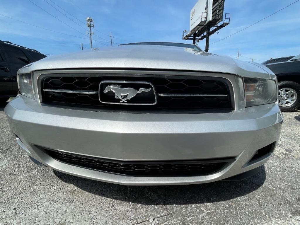 Thumbnail image of 2010 Ford Mustang at El Rey Trucks