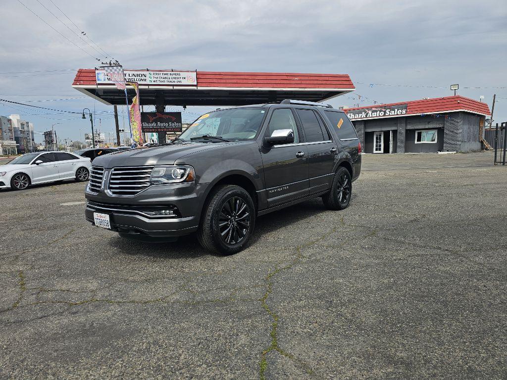 Thumbnail image of 2016 Lincoln Navigator at SHARK AUTO SALES