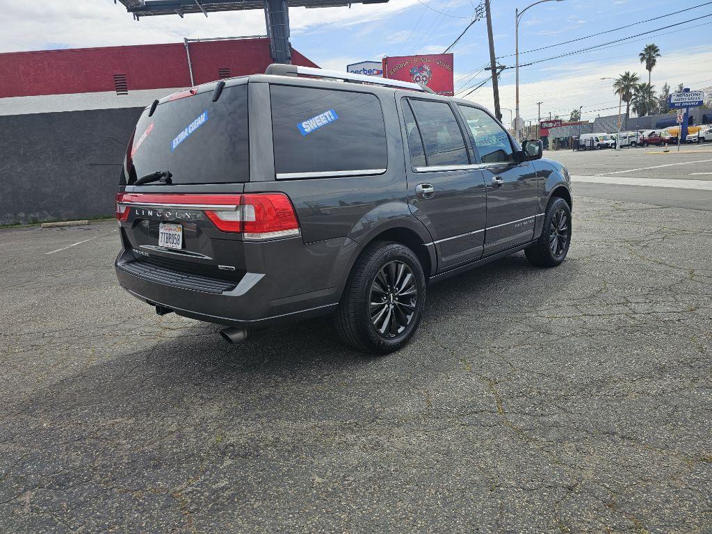 Thumbnail image of 2016 Lincoln Navigator at SHARK AUTO SALES