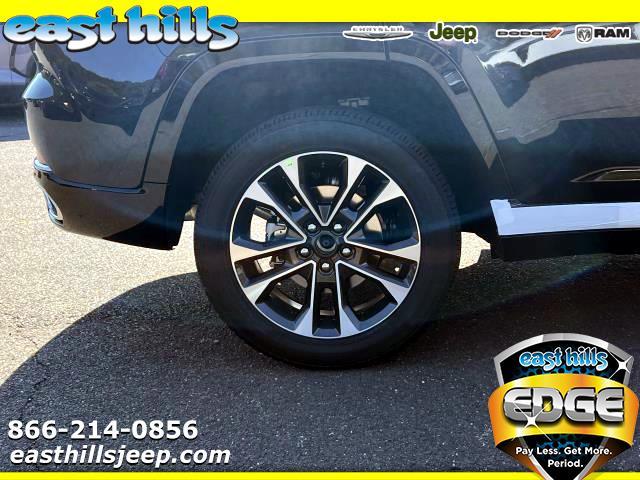 Thumbnail image of 2025 Jeep Grand Cherokee at East Hills Chrysler Jeep Dodge