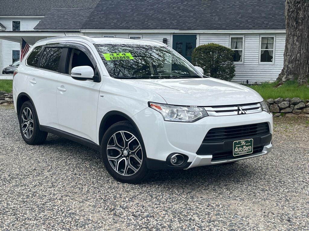 Thumbnail image of 2015 Mitsubishi Outlander at The Auto Barn