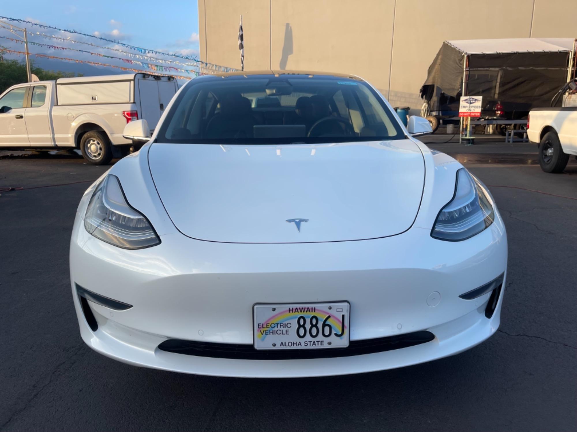 Thumbnail image of 2020 Tesla Model 3 at Kihei Auto Sales Lot 2