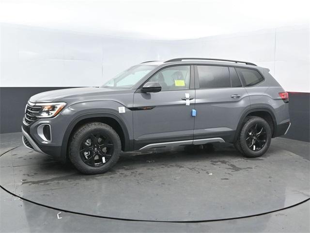 Thumbnail image of 2025 Volkswagen Atlas at Commonwealth Chevrolet Inc.