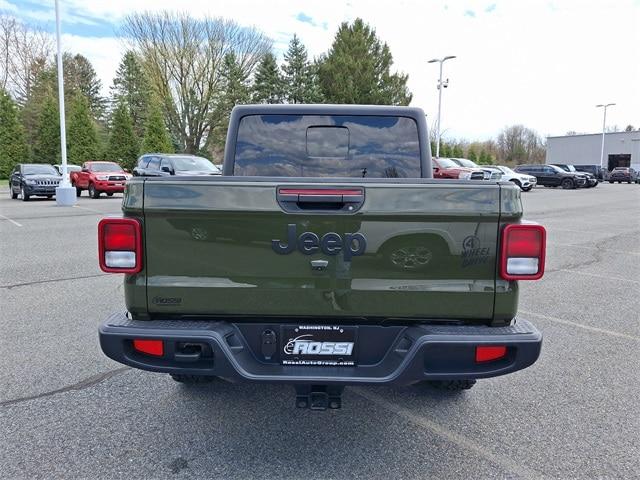 Thumbnail image of 2022 Jeep Gladiator at Rossi Chrysler Dodge Jeep Ram