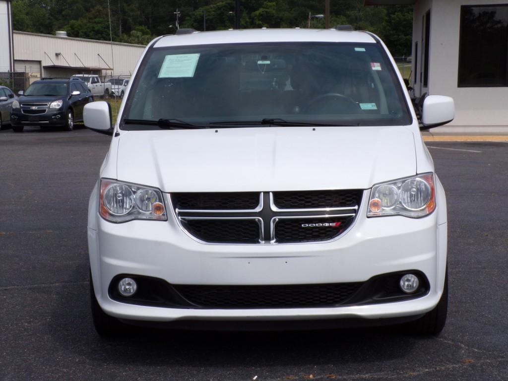 Thumbnail image of 2017 Dodge Grand Caravan at Cars R Us