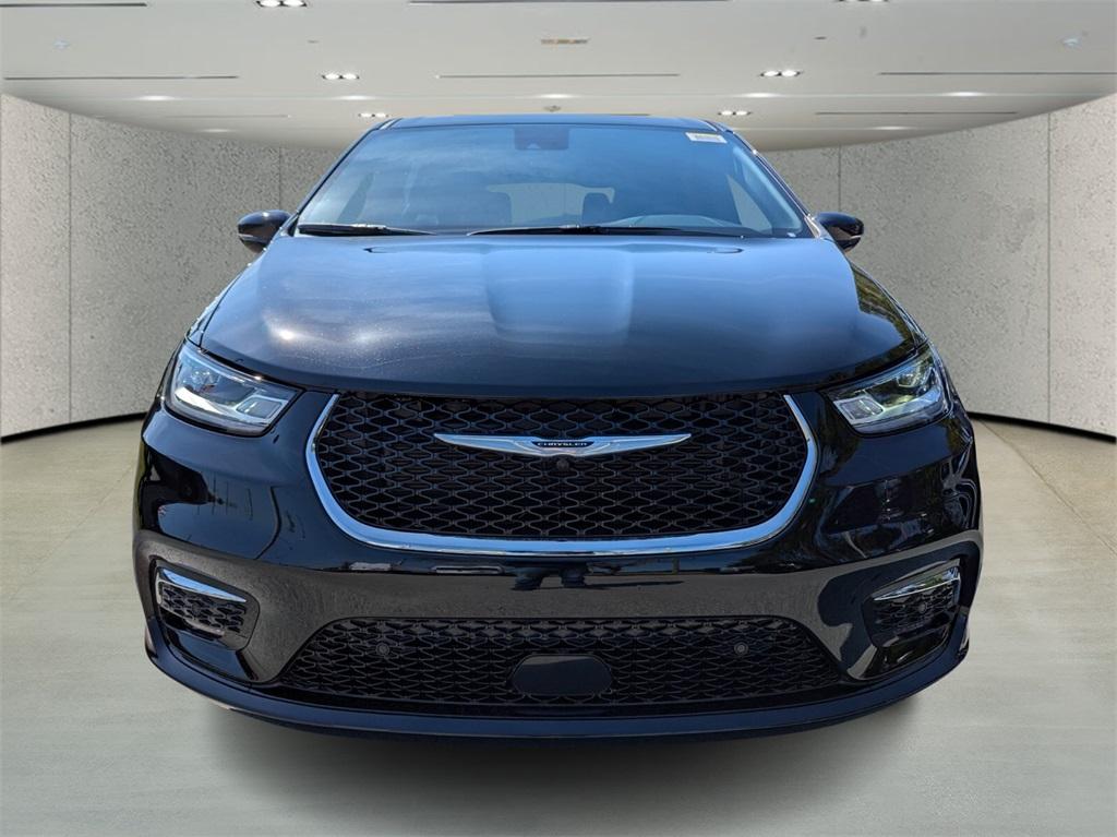 Thumbnail image of 2025 Chrysler Pacifica at Arrigo Chrysler Dodge Jeep Ram at Sawgrass