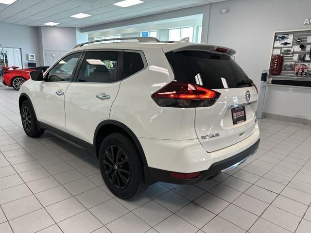 Thumbnail image of 2019 Nissan Rogue at Serpentini Chevrolet of Willoughby