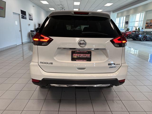 Thumbnail image of 2019 Nissan Rogue at Serpentini Chevrolet of Willoughby