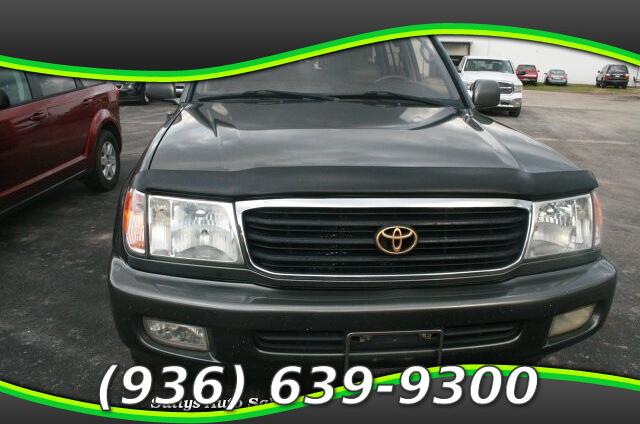 Thumbnail image of 2002 Toyota Land Cruiser at Sully's Auto Sales