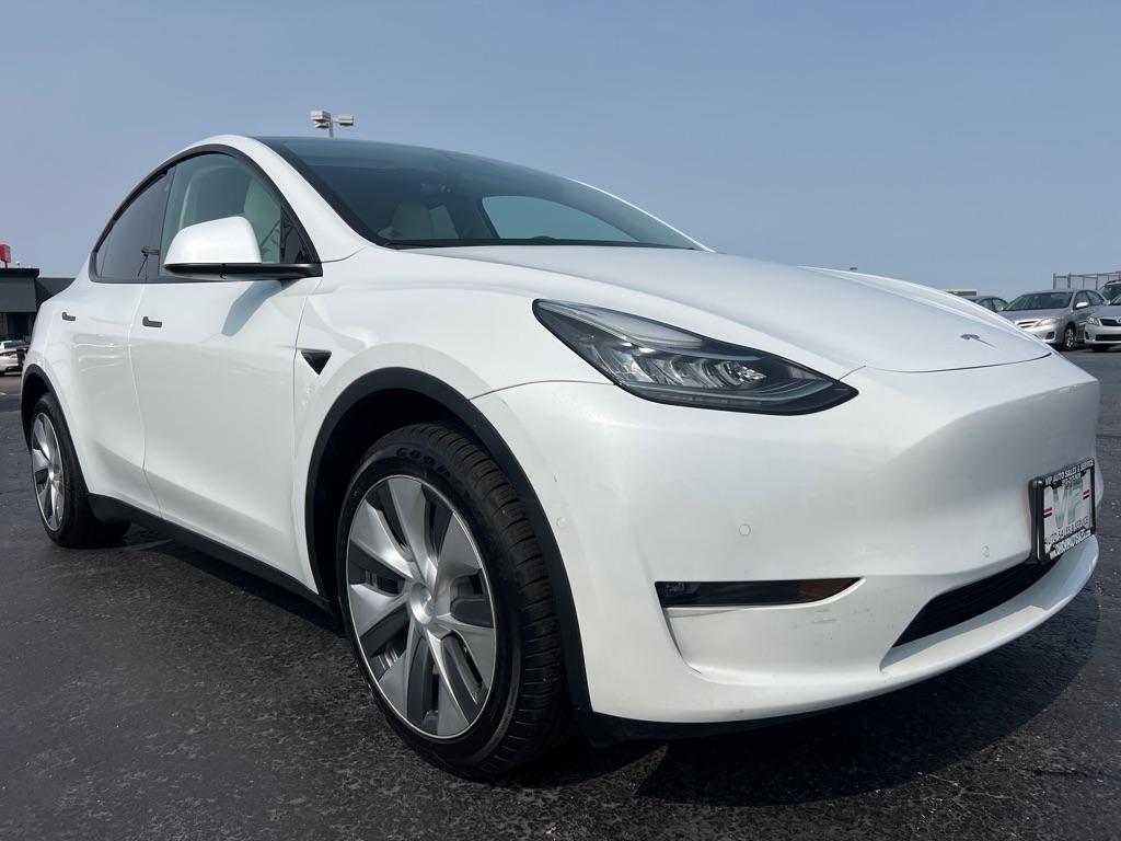 Thumbnail image of 2022 Tesla Model Y at VIP AUTO SALES & SERVICE, LLC