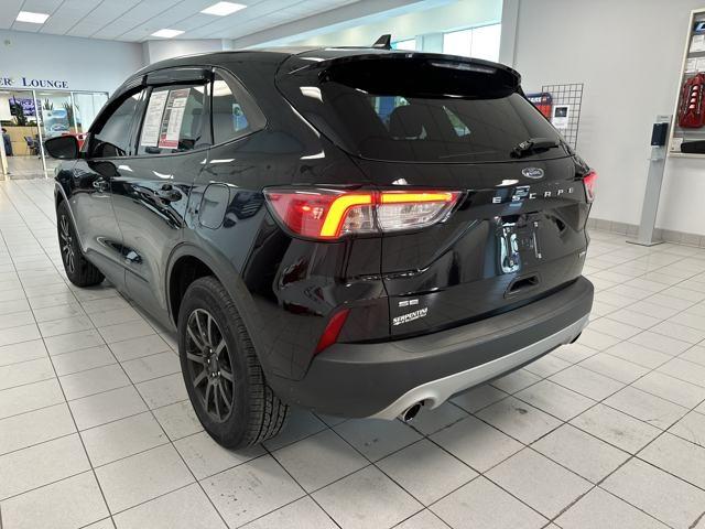 Thumbnail image of 2021 Ford Escape at Serpentini Chevrolet of Willoughby