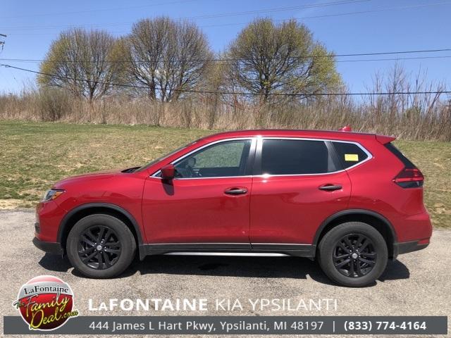 Thumbnail image of 2017 Nissan Rogue at LaFontaine Kia