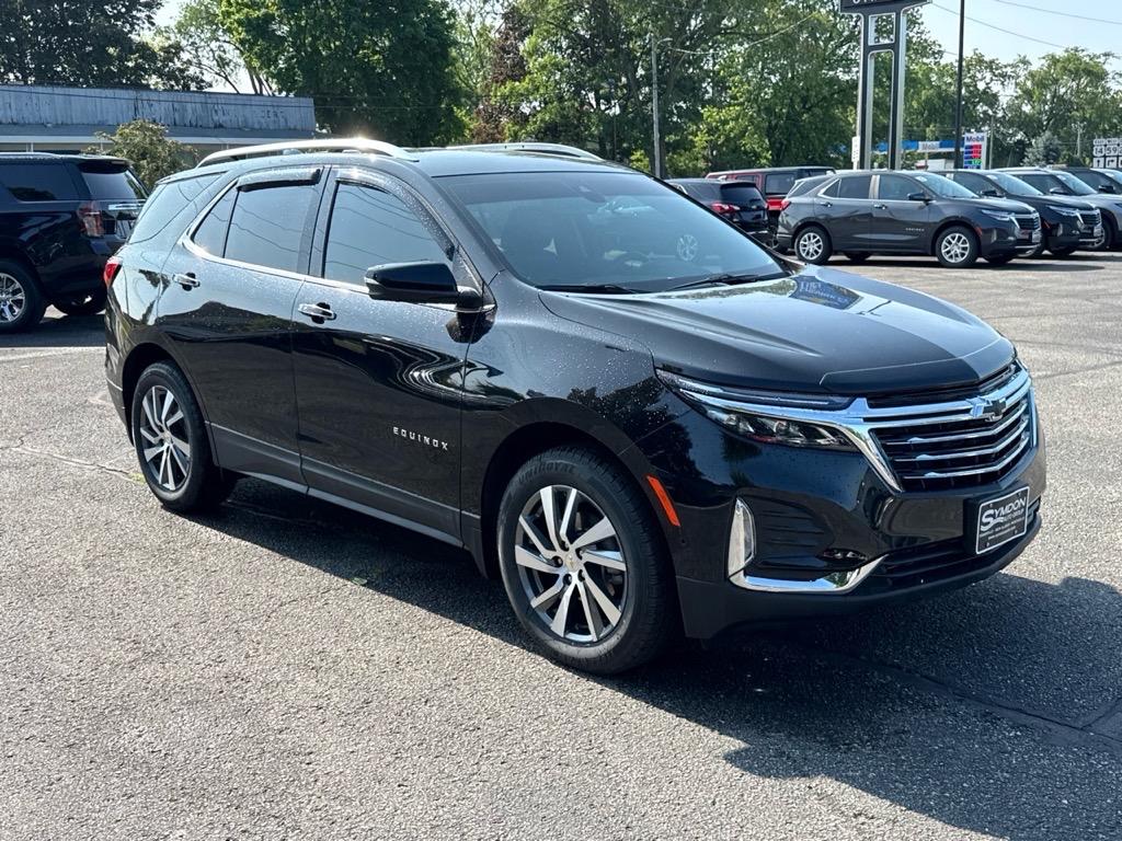 Thumbnail image of 2022 Chevrolet Equinox at Symdon Chevrolet
