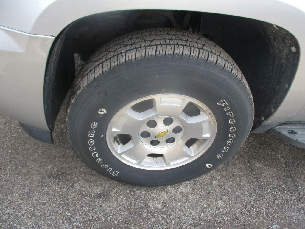 Thumbnail image of 2011 Chevrolet Avalanche at CENTER ROAD AUTO SALES, INC.